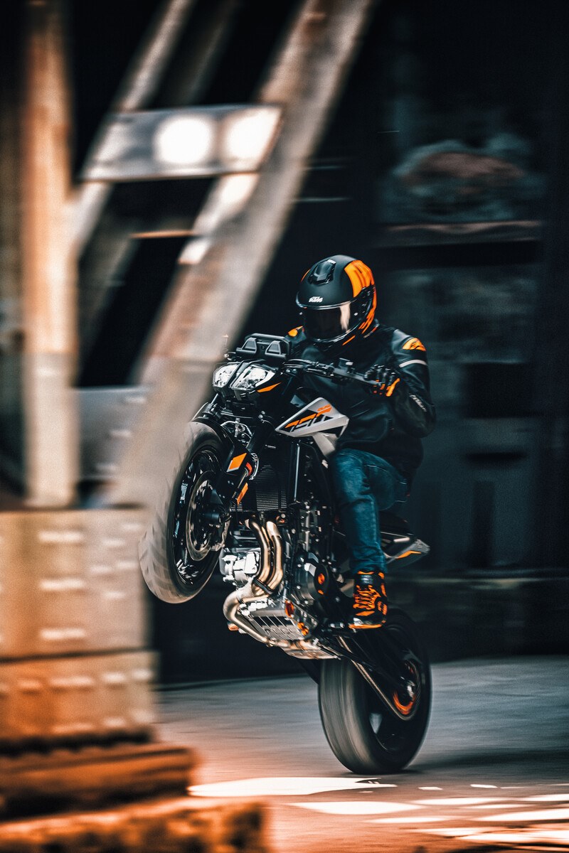 Canada KTM LAUNCHES THE 2023 LC8 And LC8c DUKE RANGE POWERFUL
