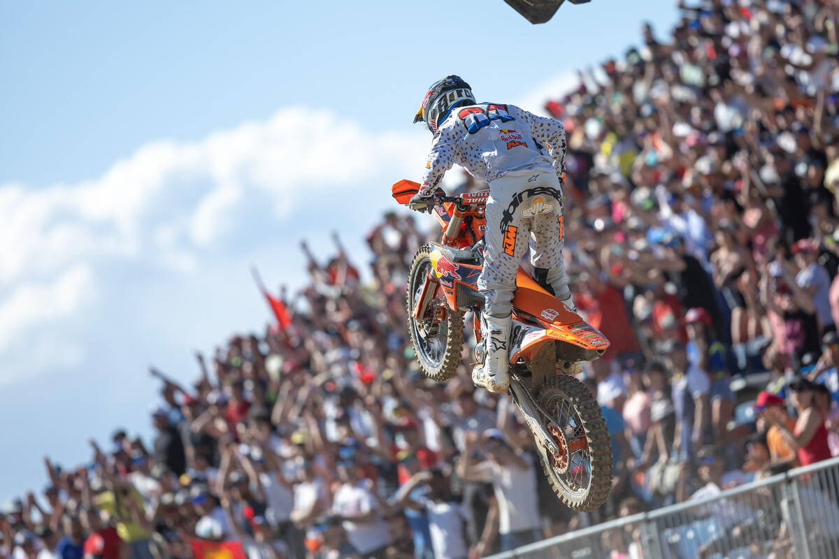 Mxgp Jeffrey Herlings Domina In Spagna E Fissa Il Nuovo Record Con