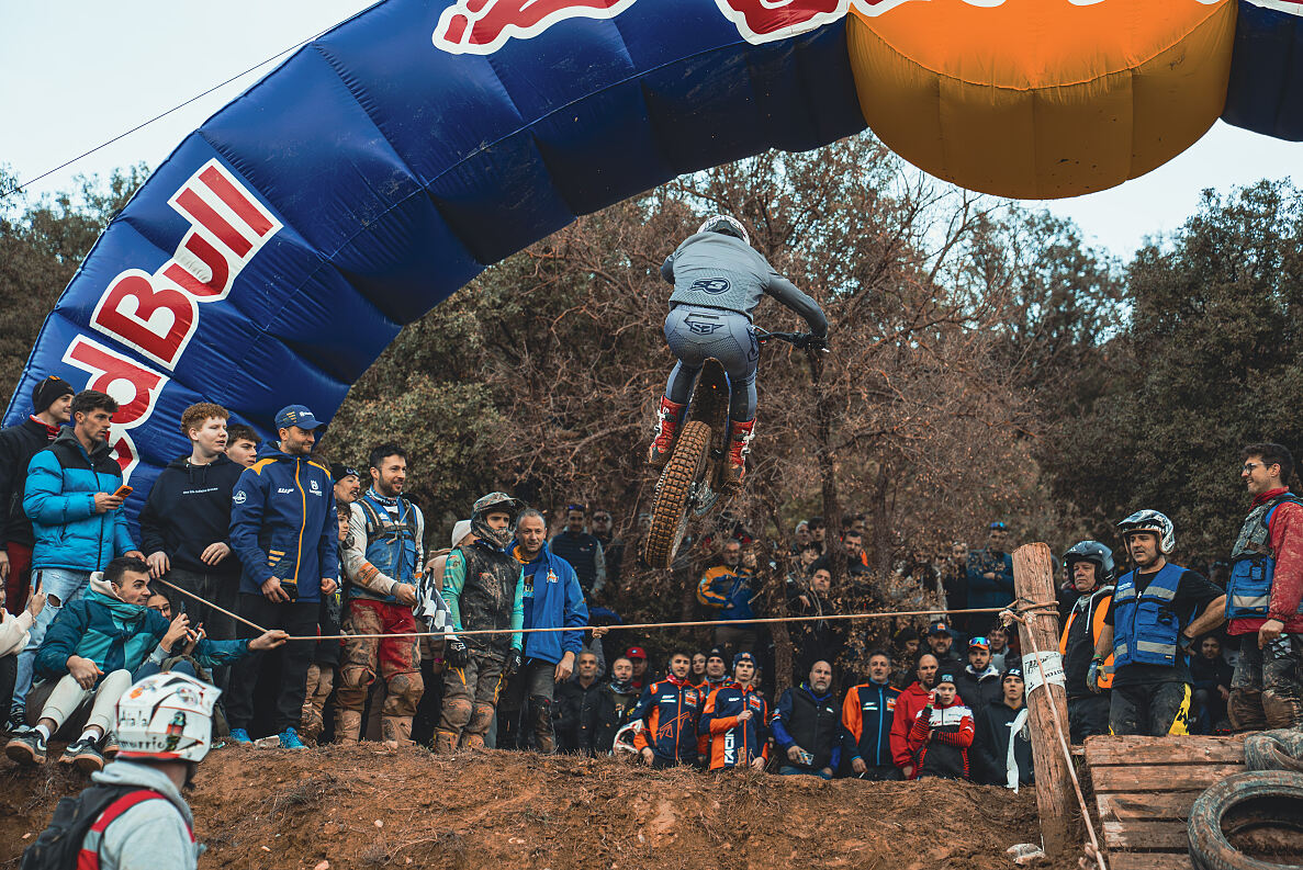 Taddy Blazusiak_Bassella Race_2026