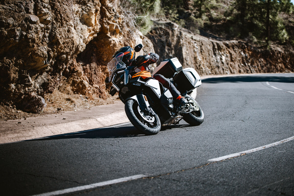 KTM 1390 SUPER ADVENTURE S EVO（アクセサリー装着車）