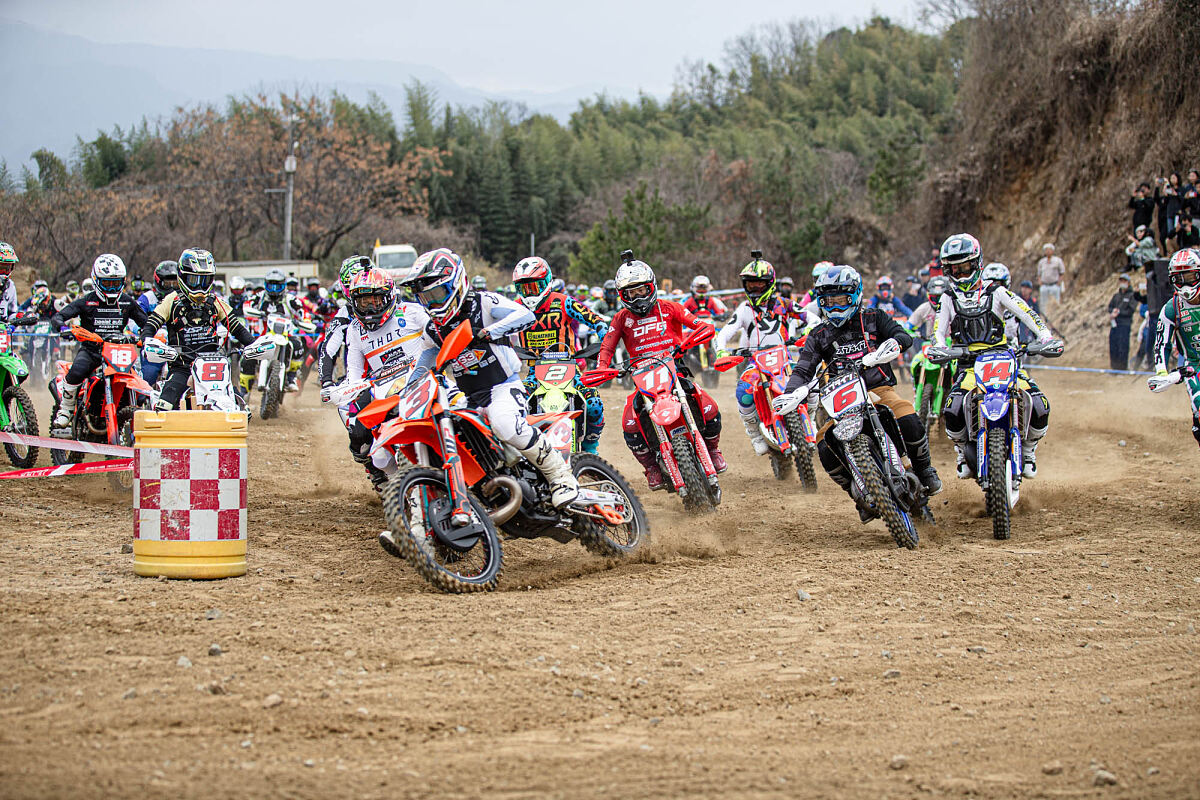 矢野 和都とKTM 300 XC