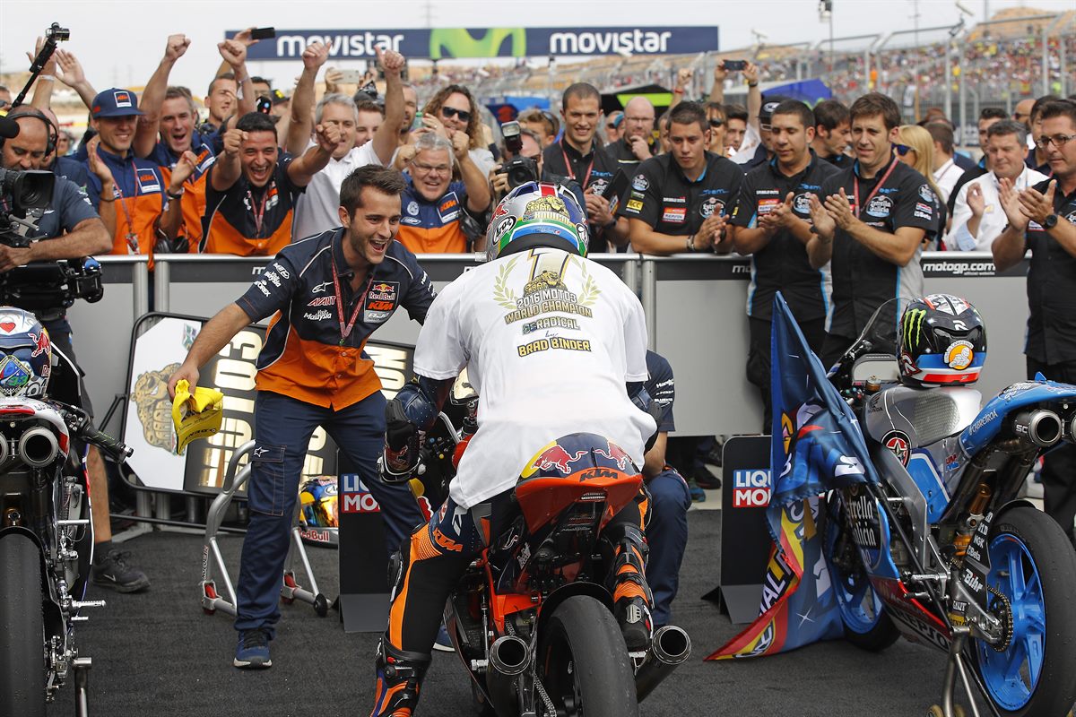 Brad Binder & Team KTM RC250 GP Parc Ferme Aragon 2016