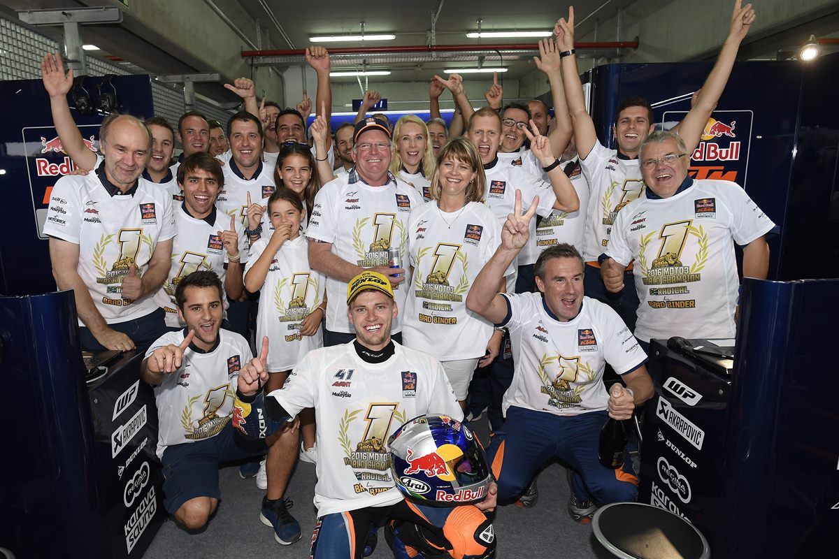 Brad Binder & Team Box Aragon 2016
