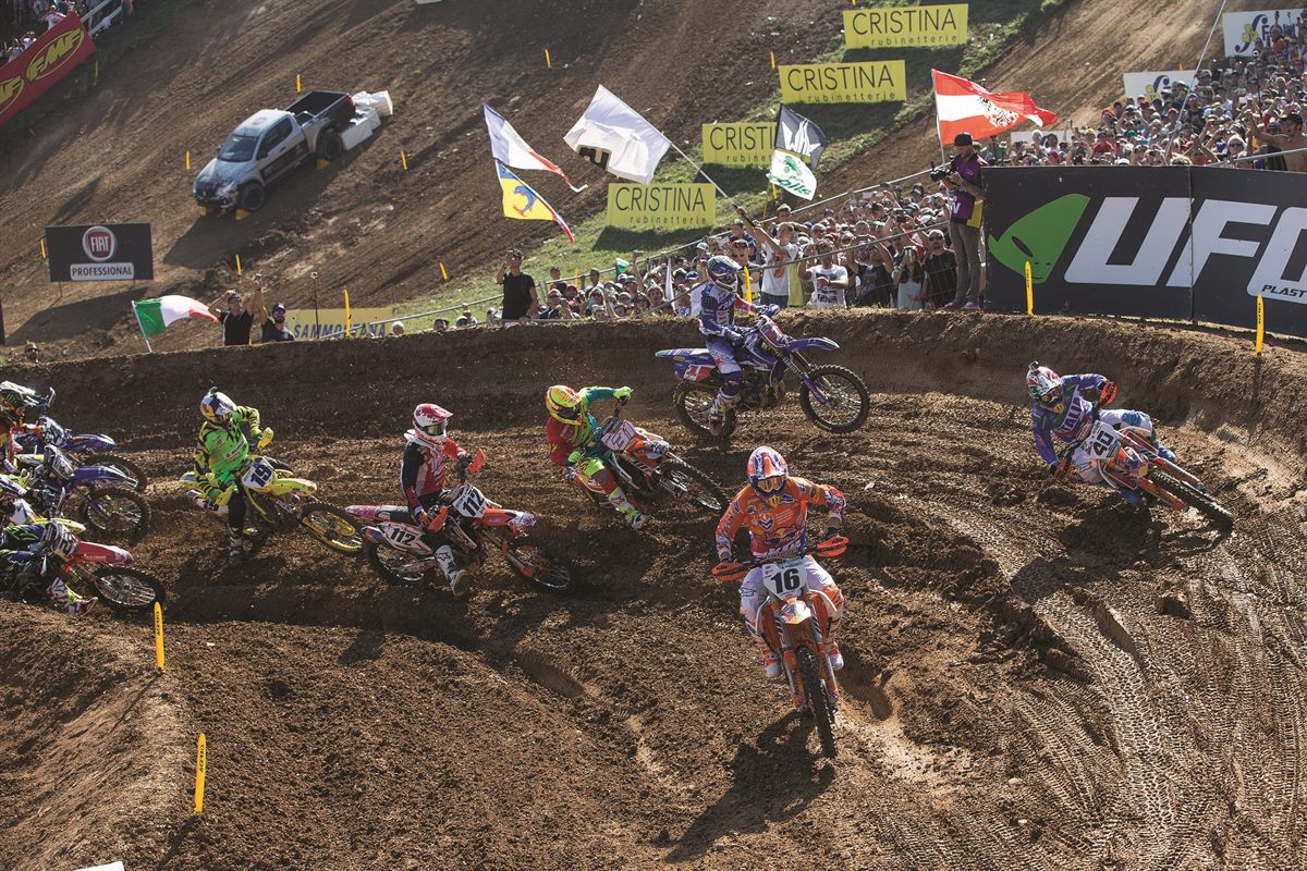 Glenn Coldenhoff & Tony Cairoli KTM 450 SX-F MXoN Maggiora 2016