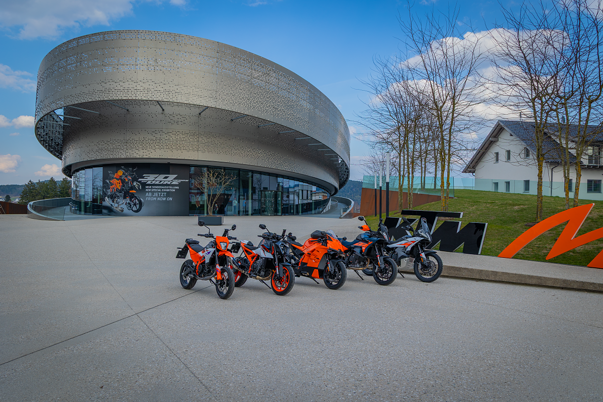 Ride Orange Experience - KTM Motohall