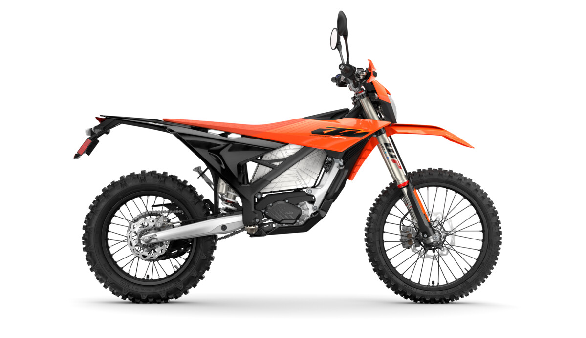 643991_MY27-KTM-FREERIDE E-US-90-right_USA