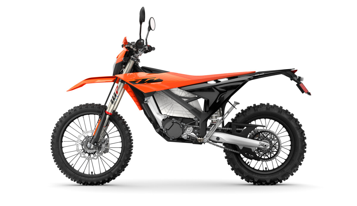 643989_MY27-KTM-FREERIDE E-US-90-left_USA
