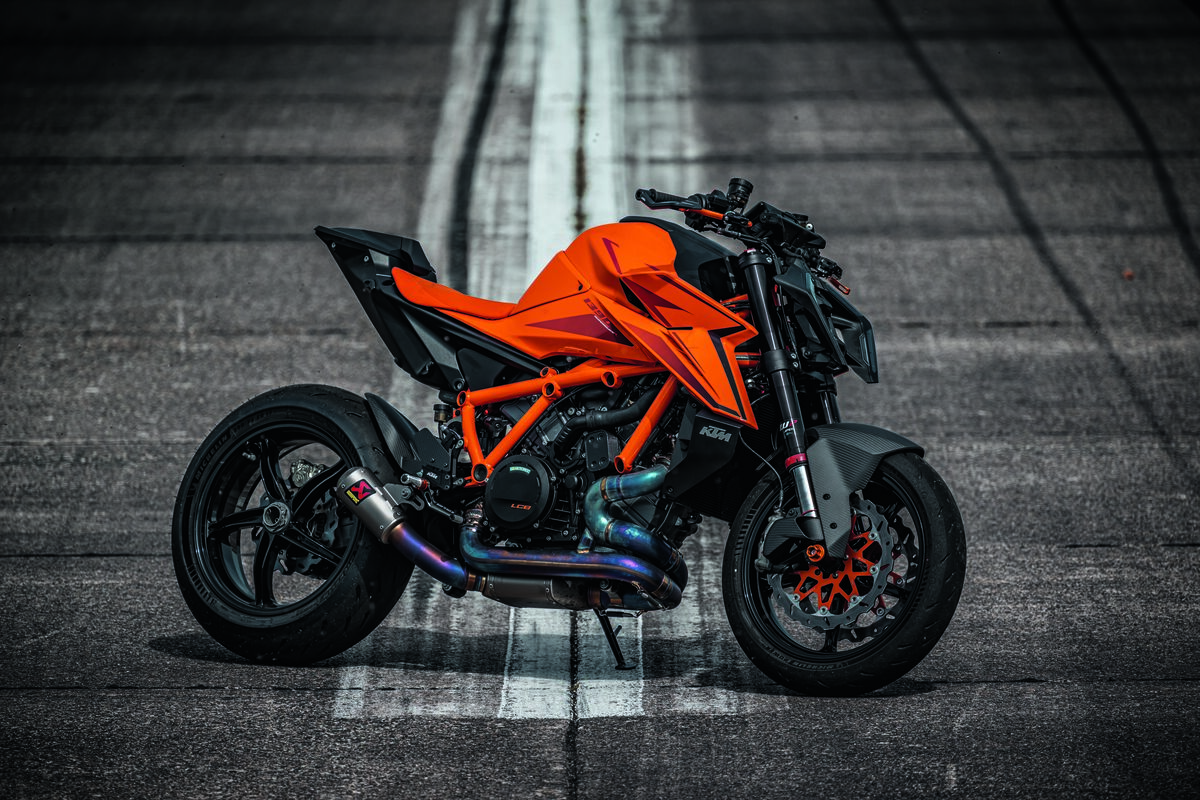 KTM 1390 SUPER DUKE R EVO（アクセサリー装着車）