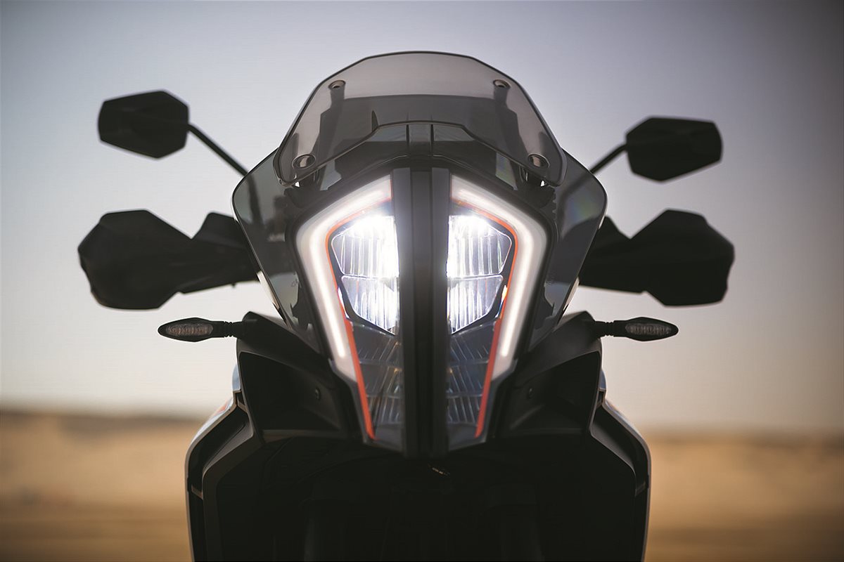 153136_KTM 1090 ADVENTURE R MY 2017