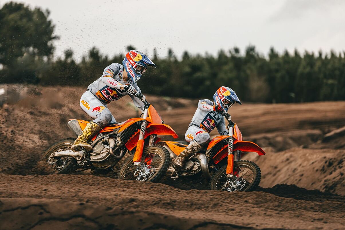 737837_MY27 KTM SX_SX-F Action_Action_ACTION