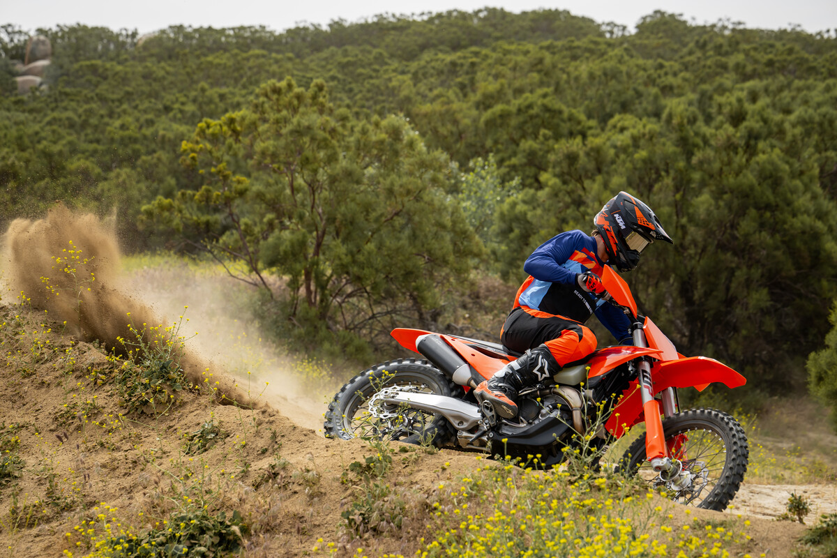 749307_2027 KTM 350 XC-F - Action_ACTION