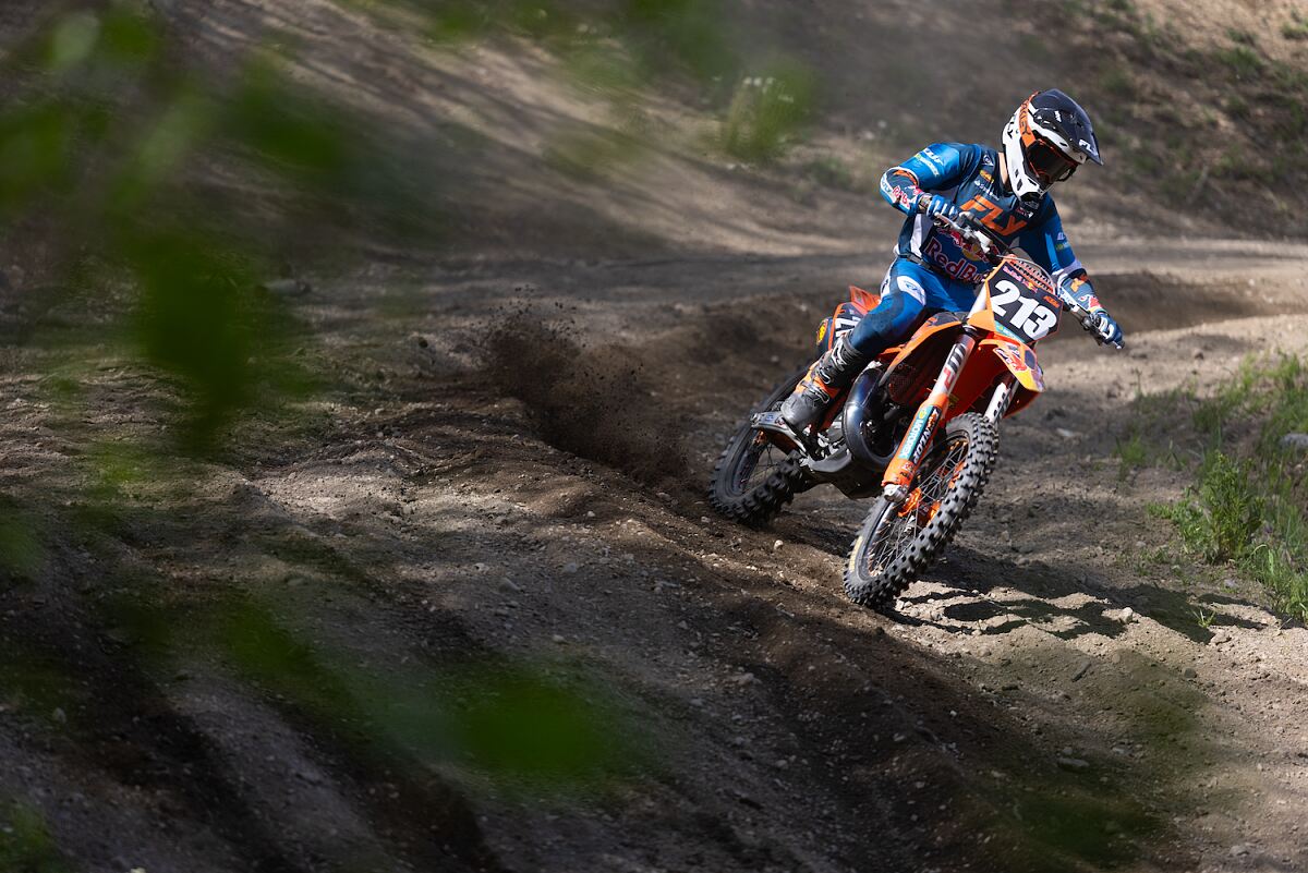 HAYDEN DUPUIS 02 - KTM CANADA RED BULL RACE TEAM