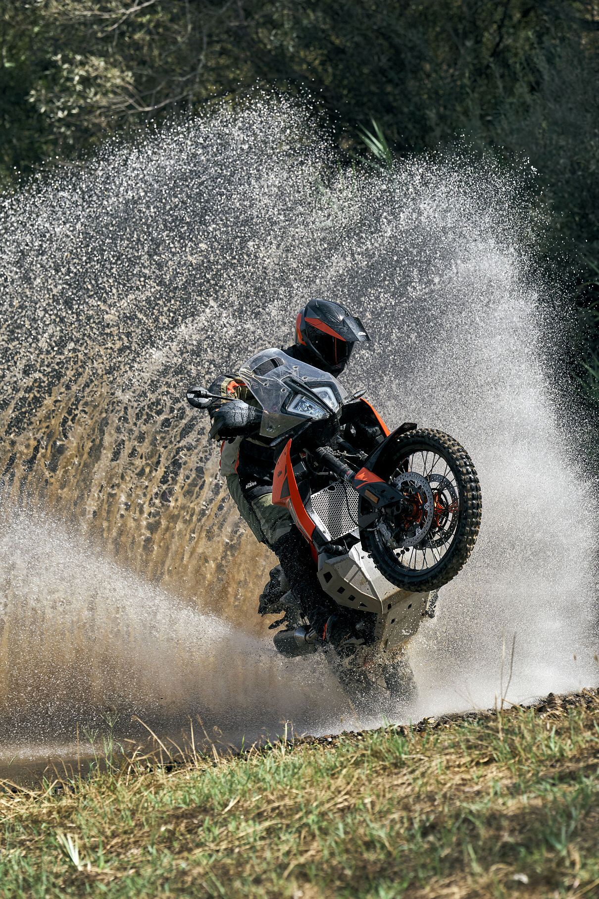 652472_MY25 KTM 790 ADVENTURE - ACTION_KTM 790 ADVENTURE