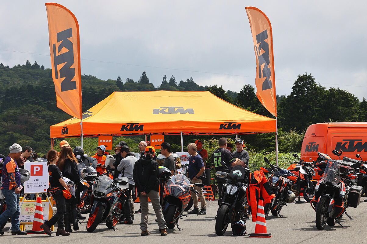 2025 ORANGE BLOODミーティング in 箱根（受付）