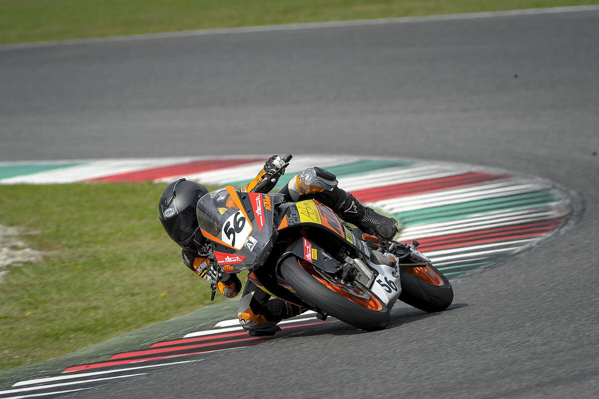 182_SP_Bernabè_action