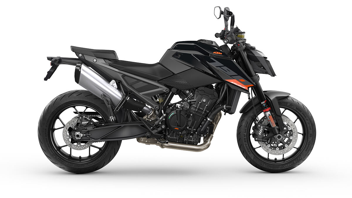 MY27 KTM 790 DUKE_18