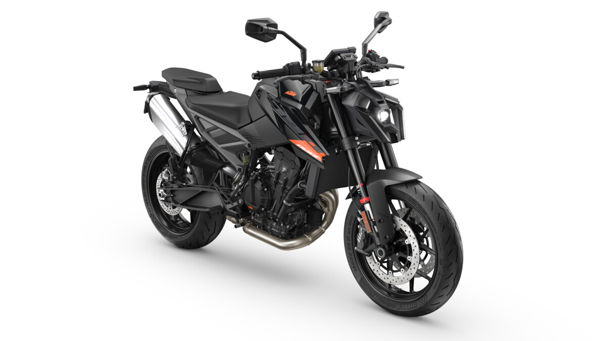 752488_MY27_KTM 790 DUKE STUDIO _EUROPE_ GLOBAL_Studio