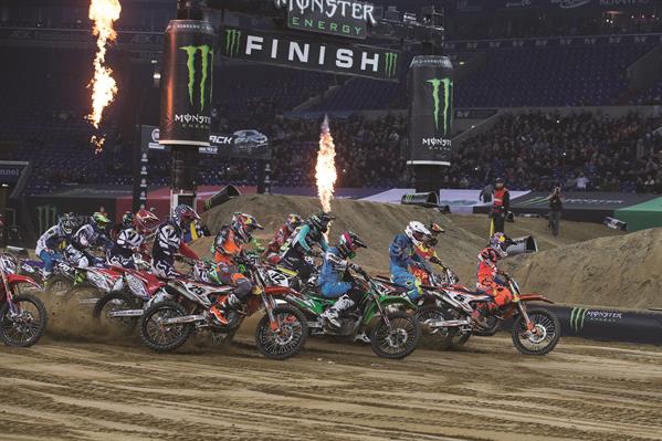 Ryan Dungey & Marvin Musquin KTM 450 SX-F Start VELTINS-Arena 2016