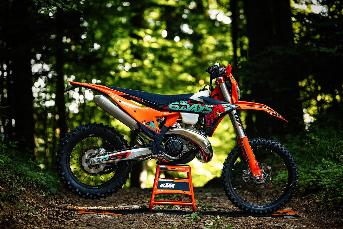 2027 KTM EXC 6DAYS Range_06