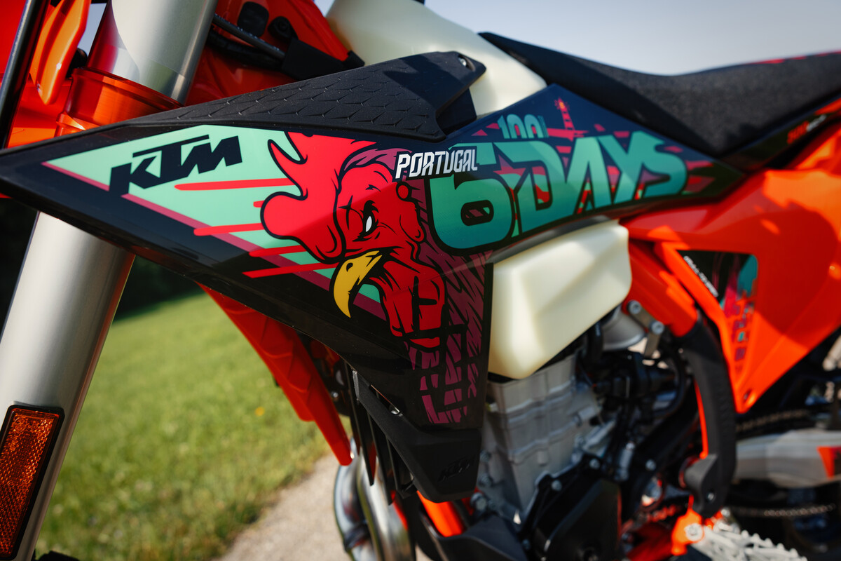 759282_2027 KTM 500 EXC-F 6DAYS_US_Static_EXC 6DAYS Range