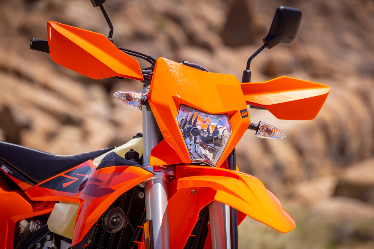 756413_2027 KTM 350 EXC-F_US_Detail_USA