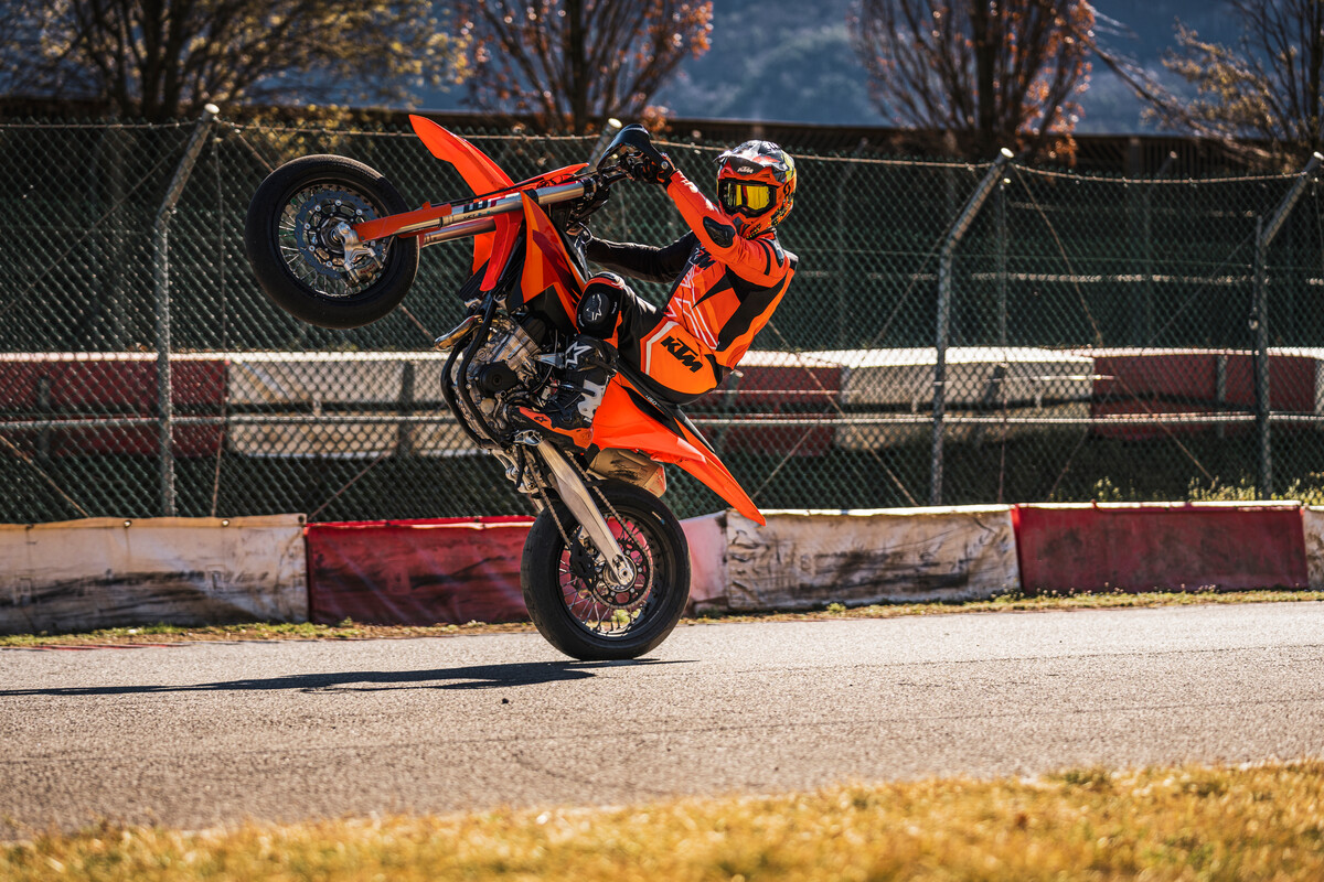 MY27 KTM 450 SMR_10