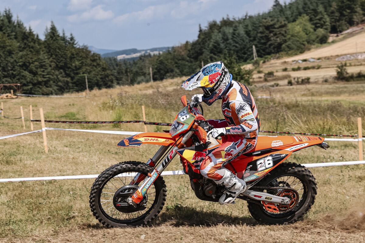 Red Bull KTM Factory Racing Team仕様の KTM 250 EXC-F