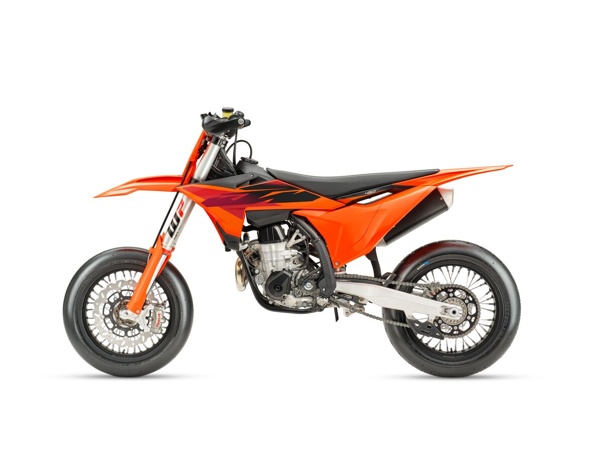 759839_MY27_KTM 450 SMR_STUDIO_STUDIO_STUDIO