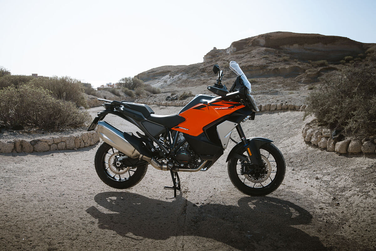 726713_MY26 KTM 1390 Super Adventure S EVO static_KTM 1390 SUPER ADVENTURE range_Static (1)