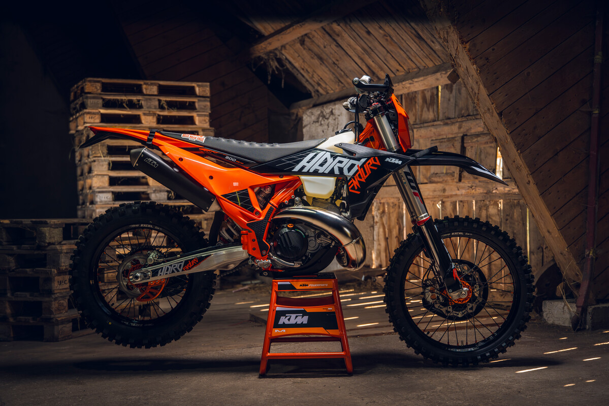 765468_MY27 KTM 300 XC-W HARDENDURO Static_300 XC-W HARDENDURO