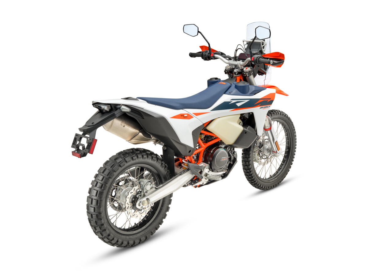 764819_2027_KTM 690 RALLY_US_45_rear_right_USA