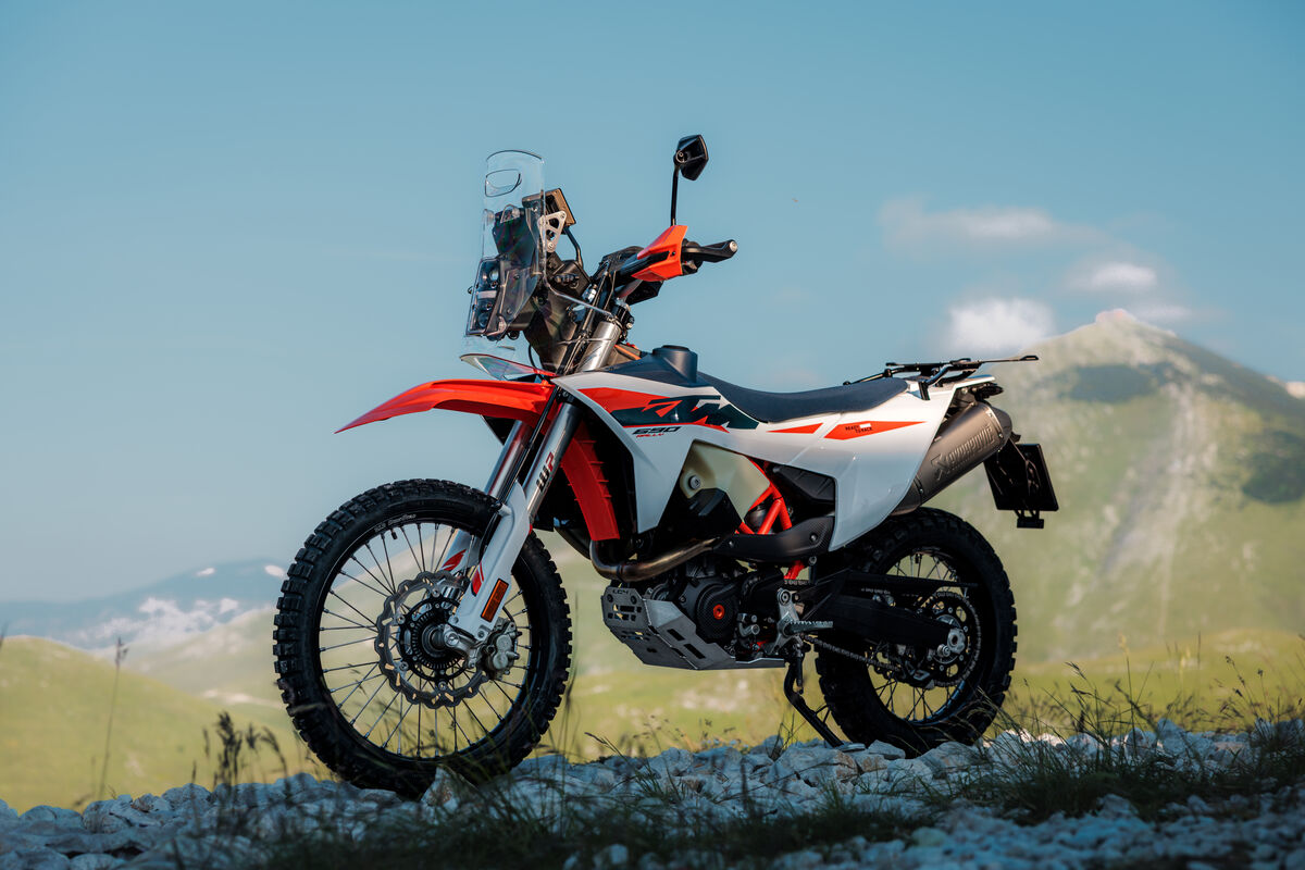 2027 KTM 690 RALLY