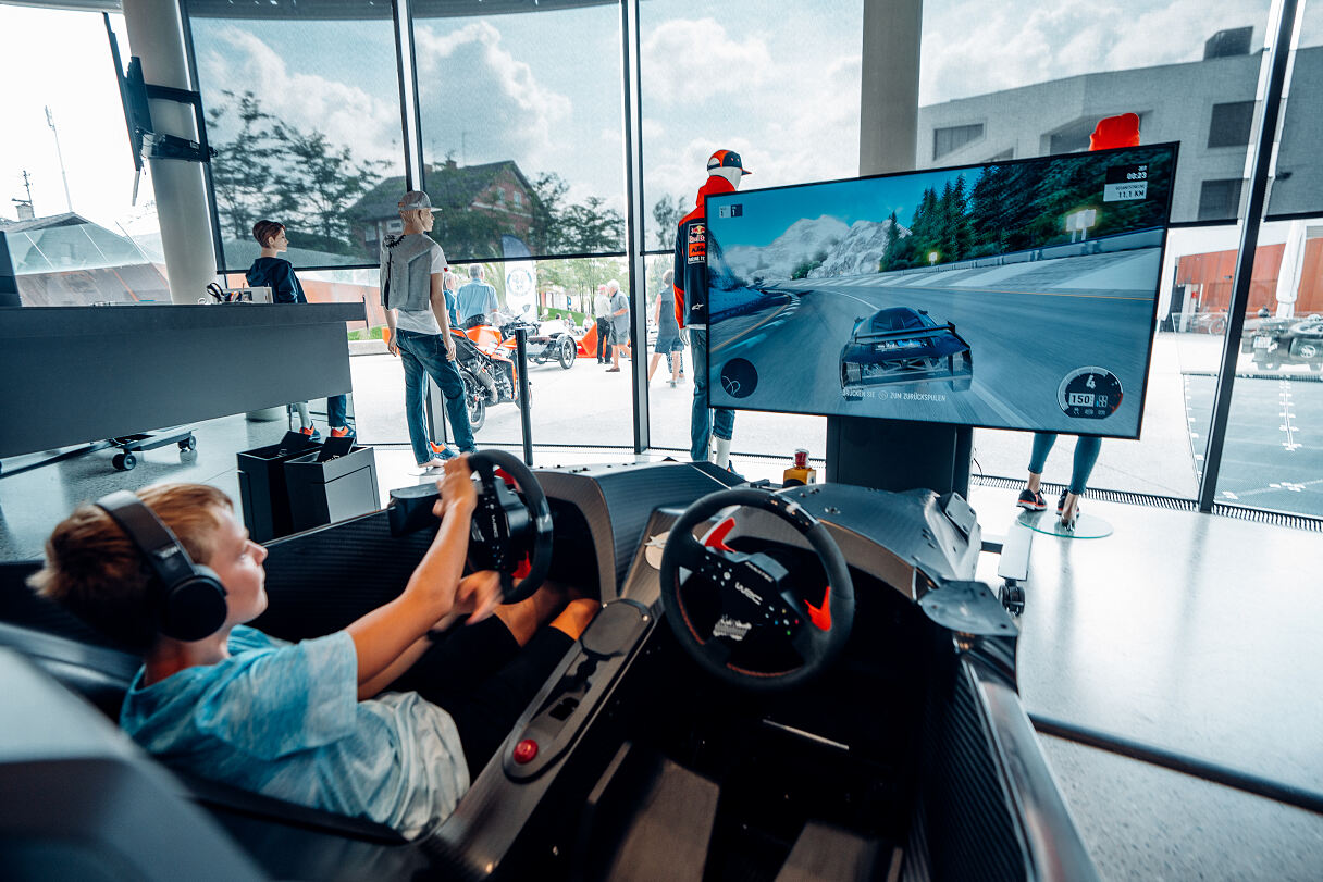 Simulator KTM Motohall