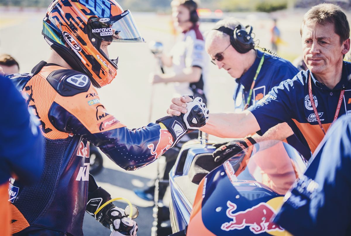 Mika Kallio & Mike Leitner KTM RC16 Grid Valencia 2016