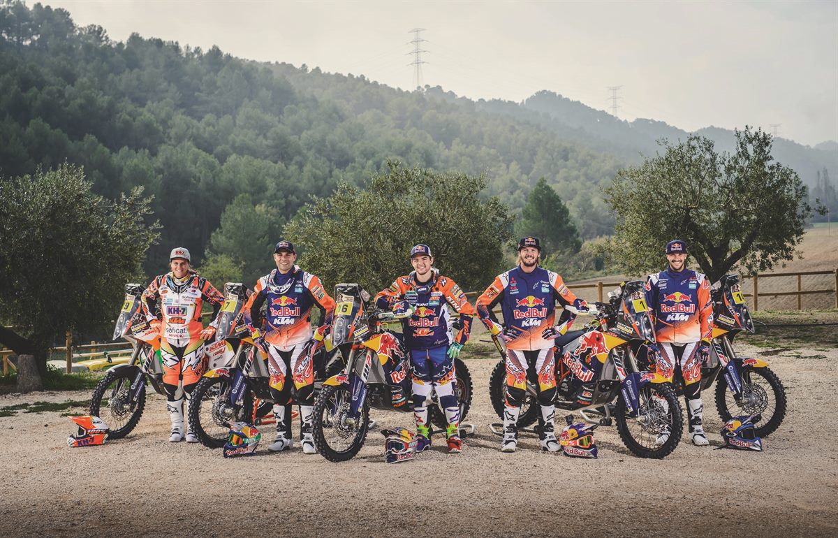 Laia Sanz, Antoine Meo, Matthias Walkner, Toby Price & Sam Sunderland KTM 450 RALLY 2016