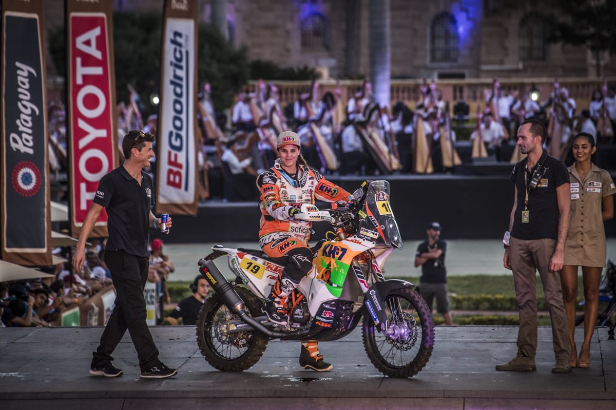 Laia Sanz KTM 450 RALLY Podium Dakar 2017