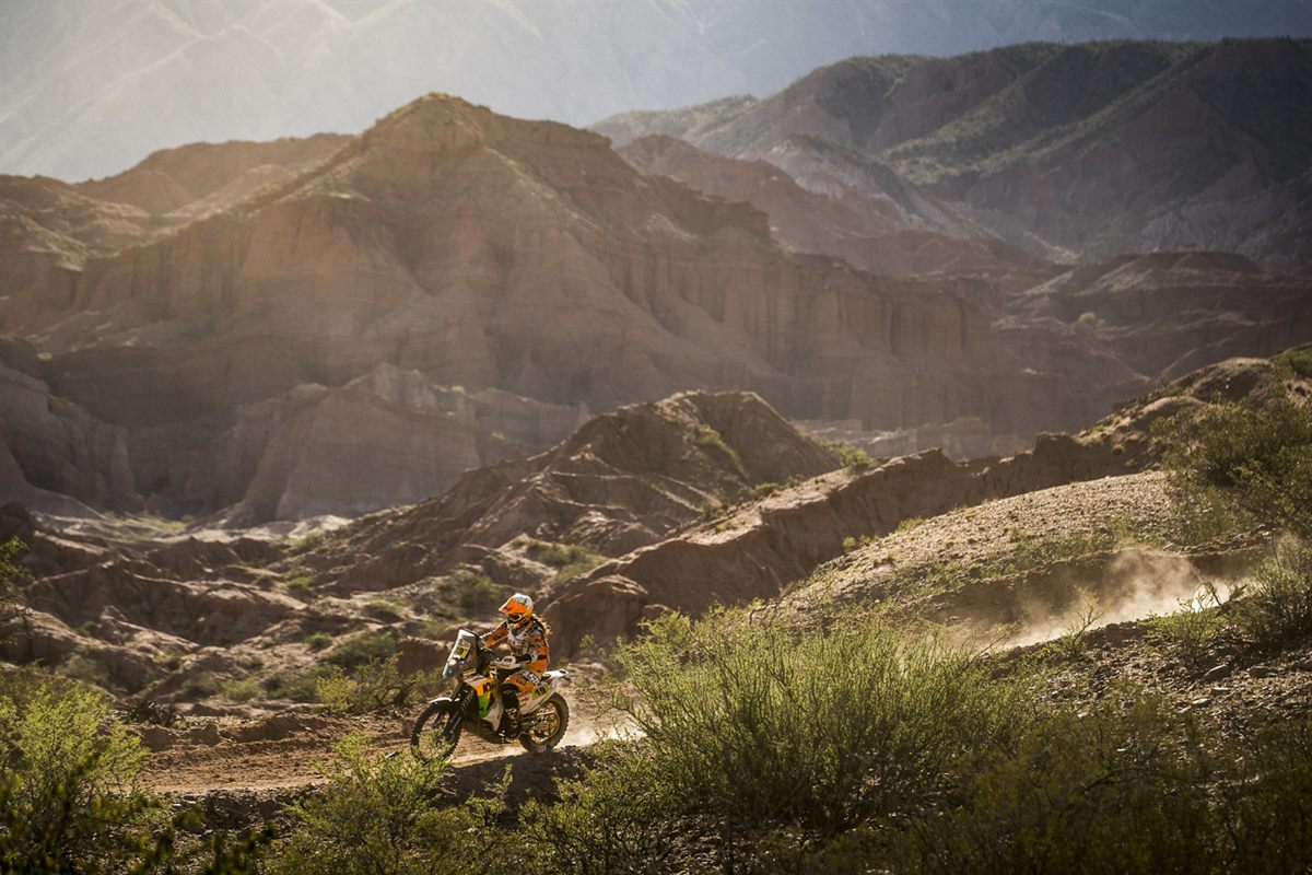 Laia Sanz KTM 450 RALLY Dakar 2017