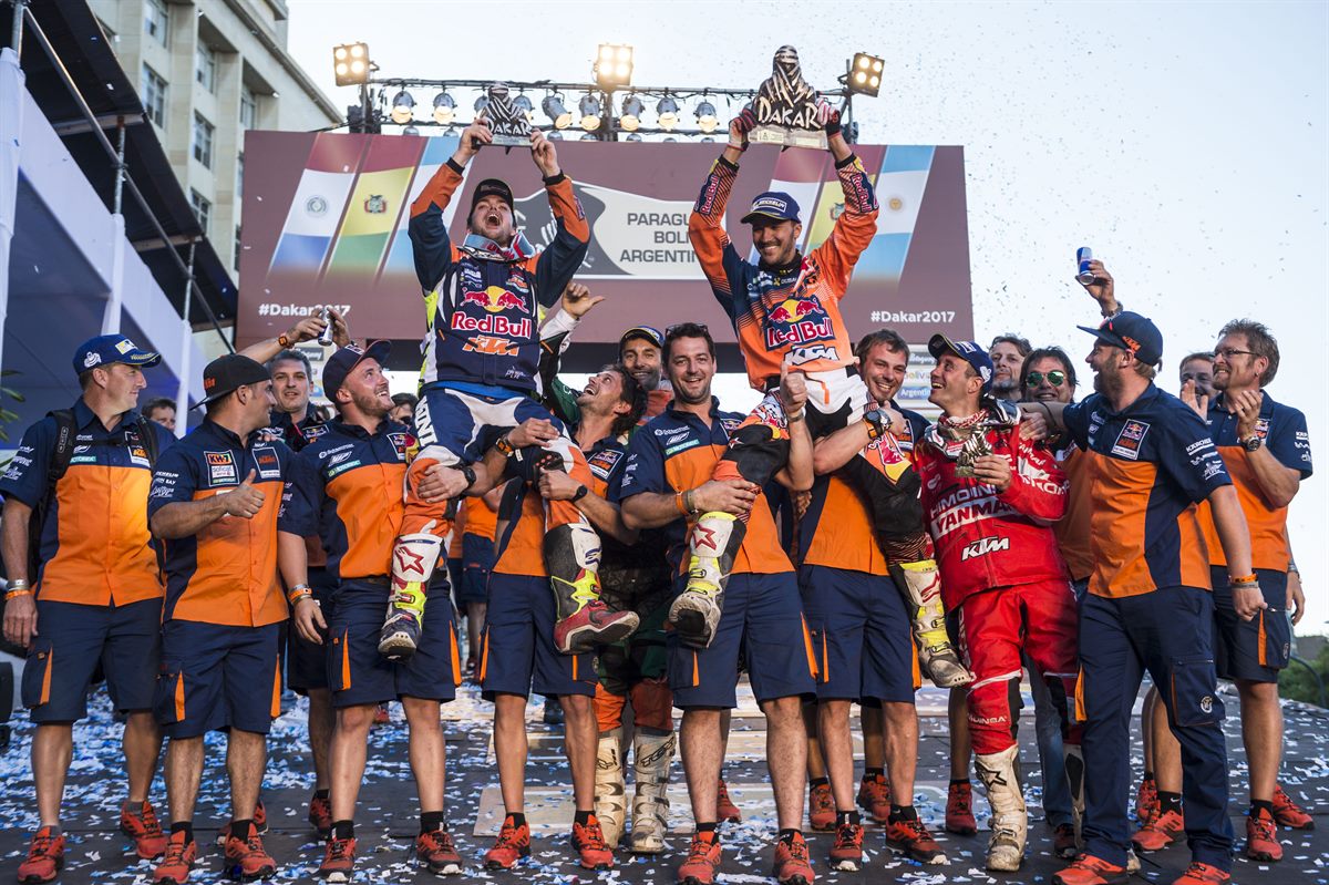 Matthias Walkner, Sam Sunderland, Gerard Farres Guell & Team Podium Dakar 2017