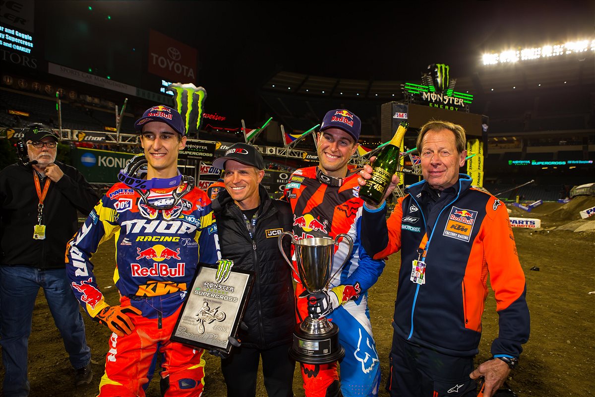 Marvin Musquin, Aldon Baker, Ryan Dungey & Roger de Coster Anaheim 2 2017