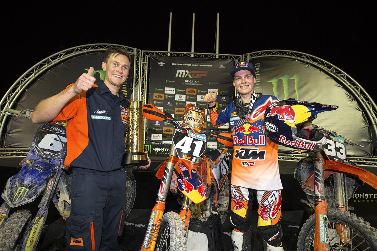 Pauls Jonass & Mechanic KTM 250 SX-F Podium Losail 2017