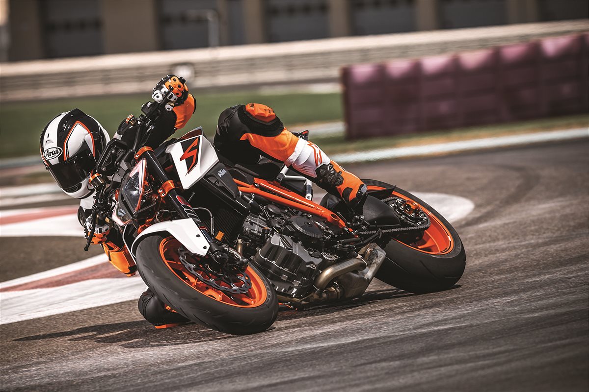 156656_KTM 1290 SUPER DUKE R MY 2017