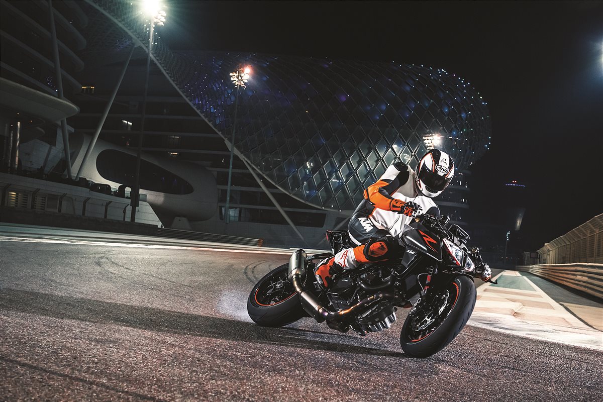 KTM 1290 SUPER DUKE R