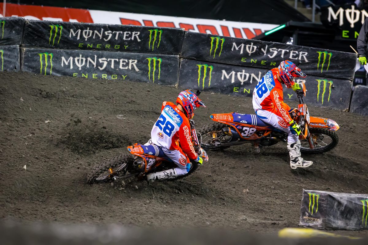 Shane McElrath & Mitchell Oldenburg KTM 250 SX-F Seattle 2017