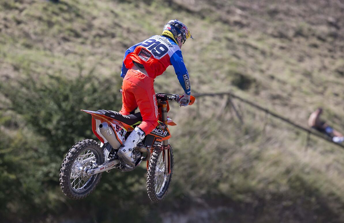 Ben Watson MX1 action c