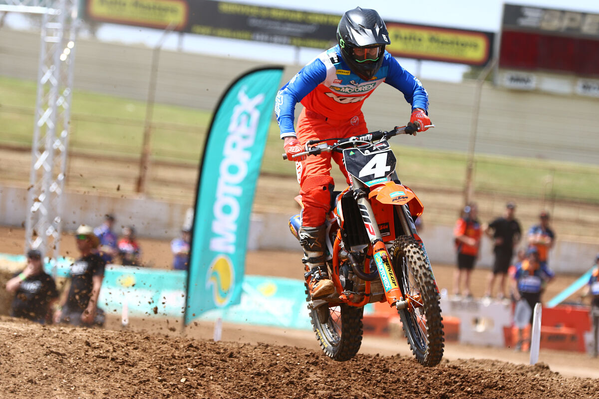 Supercross Round Three Mastin Image One 