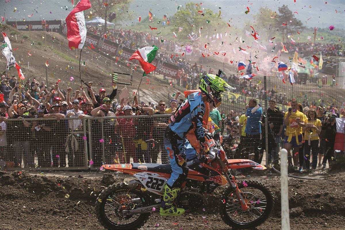 176264_Tony Cairoli KTM 450 SX-F Pietramurata 2017