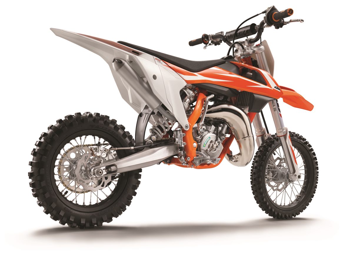 176350_KTM 65 SX right rear MY 2018 studio