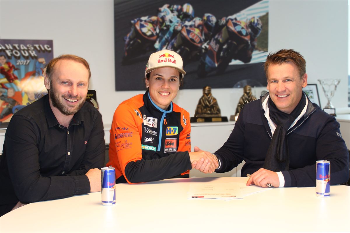 KTM EXTENDS CONTRACT WITH LAIA SANZ TO 2020 SEASON END - KTM PRESS CENTER