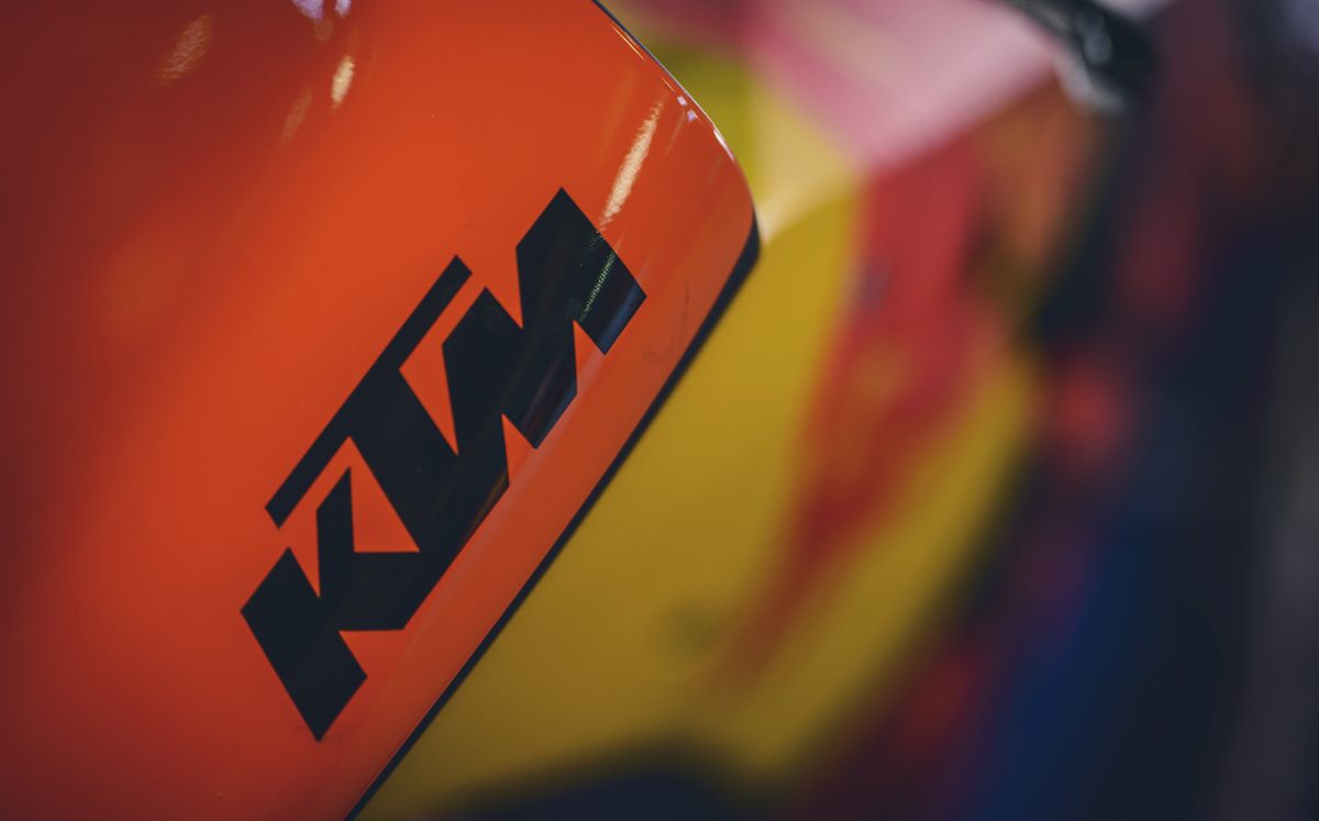 KTM RC16 Box Circuit de Barcelona-Catalunya 2017