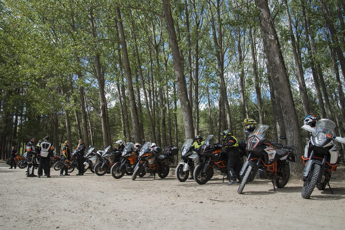 VI REUNIÓN KTM ADVENTURE